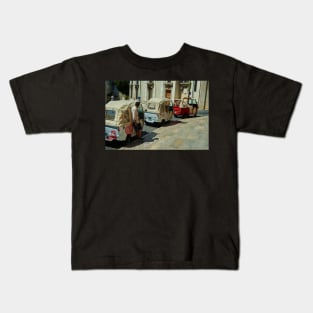 Lisbon tuk-tuks Kids T-Shirt